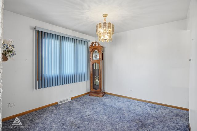 18021 Pin Oak Court, Tinley Park, IL 60477