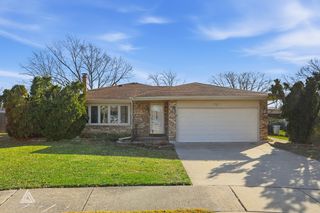 18021 Pin Oak Court, Tinley Park, IL 60477