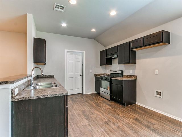 441 NE 19th Place, Newcastle, OK 73065