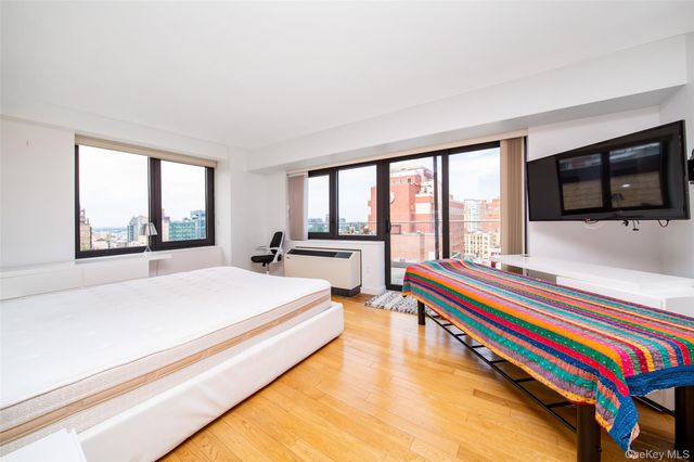 39-16 Prince Street PHB, Flushing, NY 11354