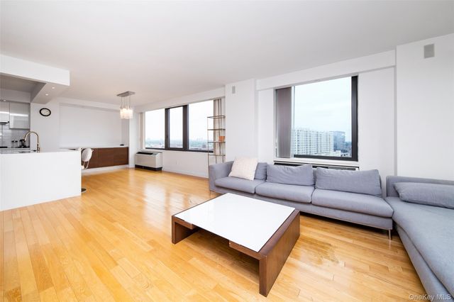 39-16 Prince Street PHB, Flushing, NY 11354