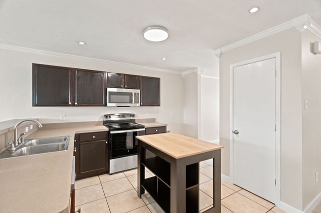 8475 Widgeon Way, Dallas, TX 75249