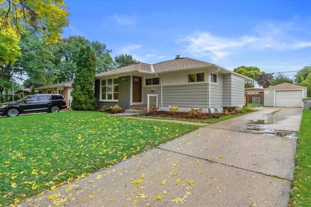 5306 N 107th STREET, Milwaukee, WI 53225