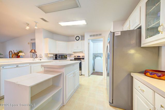 237 Sailboat Circle, Cocoa, FL 32926