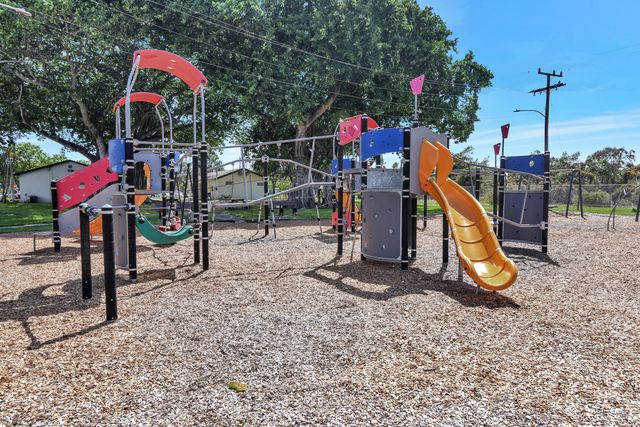 825 Truman Street 4, Lake Worth Beach, FL 33460