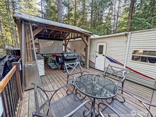 94 3 Sunset Circle, Maple Falls, WA 98266