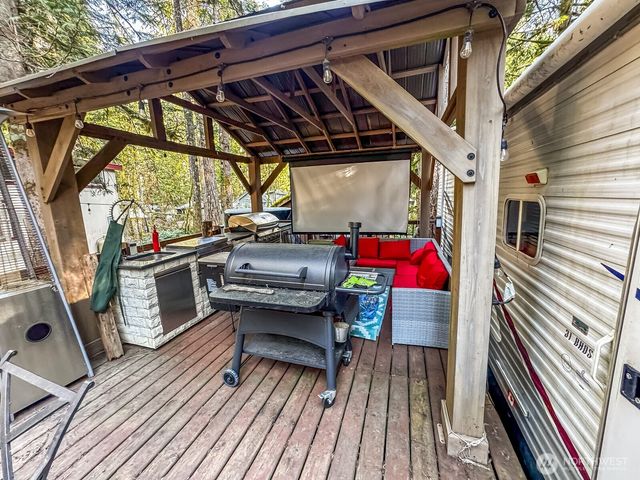 94 3 Sunset Circle, Maple Falls, WA 98266