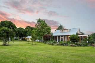 3100 Trails End Lane, Brenham, TX 77833