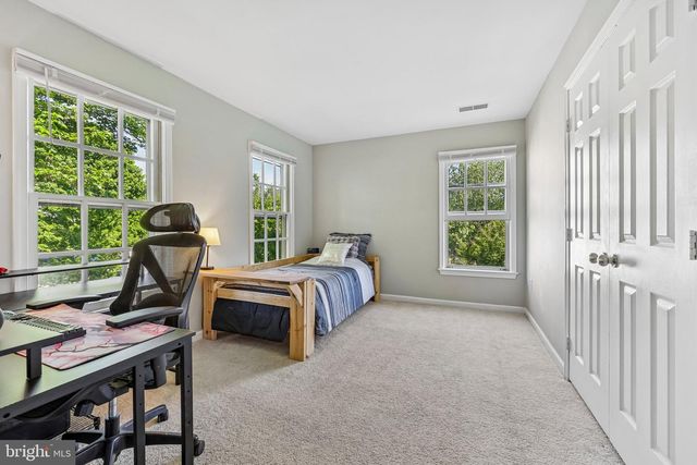9368 DAHLIA CT, Manassas, VA 20110