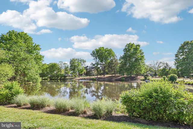 9368 DAHLIA CT, Manassas, VA 20110