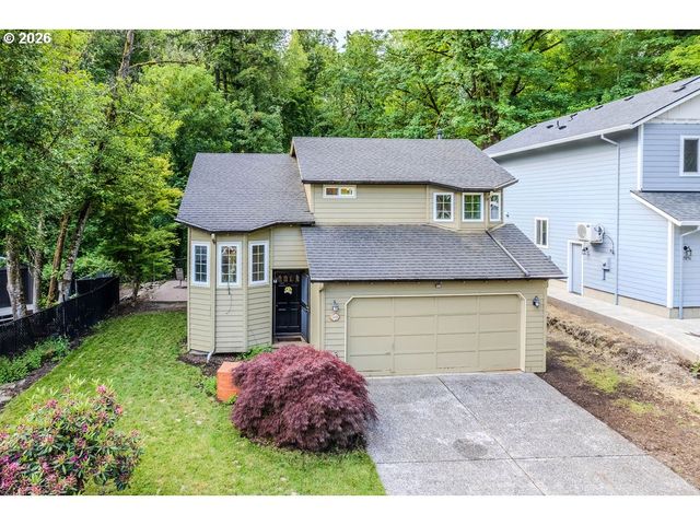 17877 PETER SKENE Way, Oregon City, OR 97045