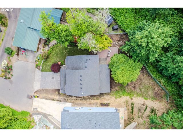 17877 PETER SKENE Way, Oregon City, OR 97045