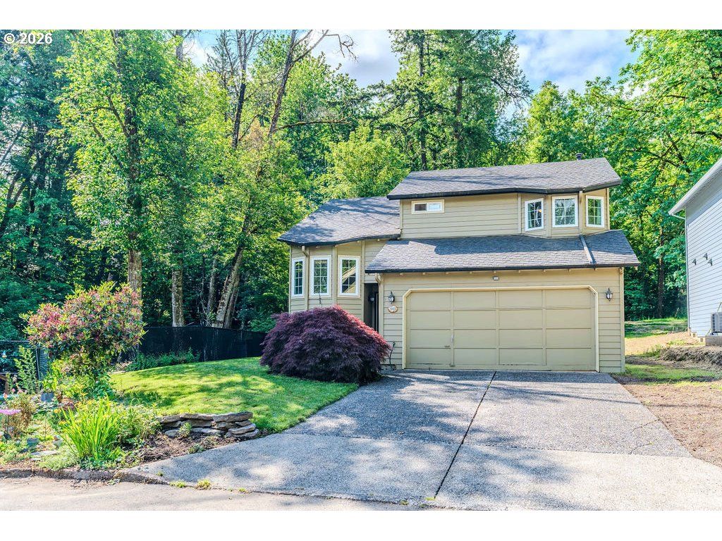 17877 PETER SKENE Way, Oregon City, OR 97045