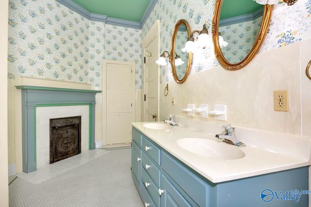 420 Mcclung Avenue, Huntsville, AL 35801