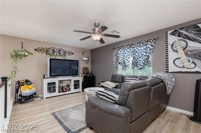 5520 Bruin Lakes Street, Las Vegas, NV 89131