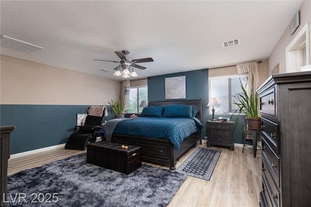 5520 Bruin Lakes Street, Las Vegas, NV 89131