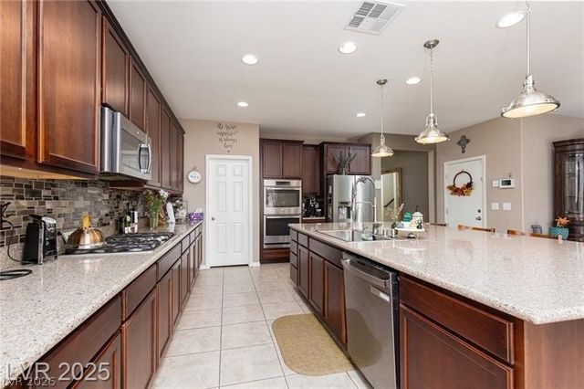 5520 Bruin Lakes Street, Las Vegas, NV 89131