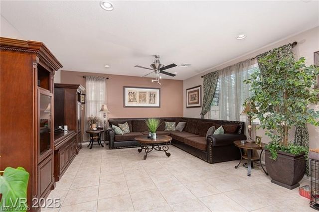 5520 Bruin Lakes Street, Las Vegas, NV 89131