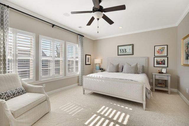 192 Slipper Shell Court, Mount Pleasant, SC 29464