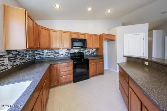 4005 E Coolbrooke Drive, Tucson, AZ 85756