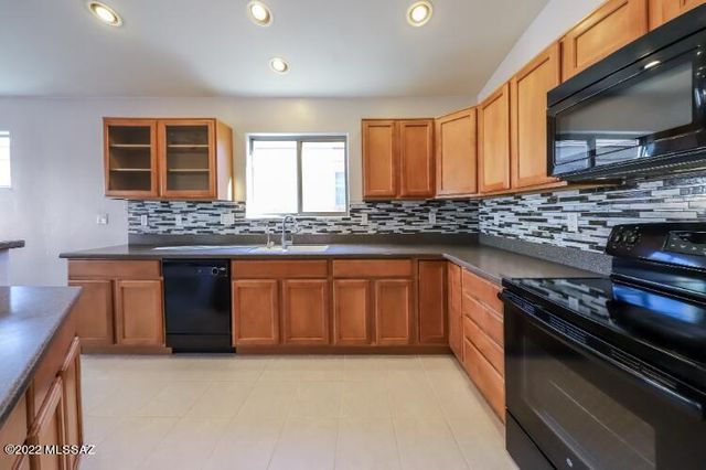 4005 E Coolbrooke Drive, Tucson, AZ 85756