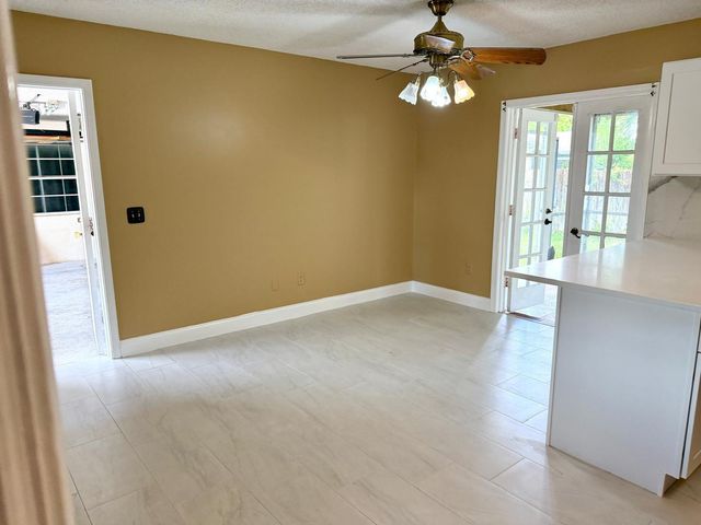 1235 Rowayton Circle, Wellington, FL 33414