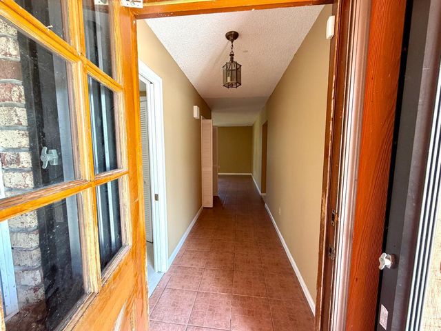 1235 Rowayton Circle, Wellington, FL 33414