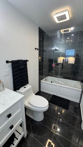 1739 N 24th Avenue, Melrose Park, IL 60160