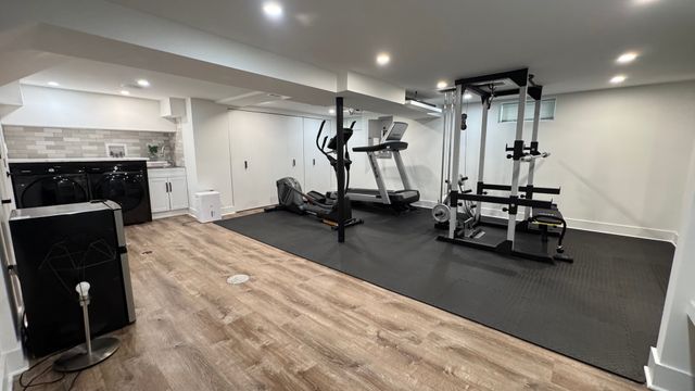 1739 N 24th Avenue, Melrose Park, IL 60160