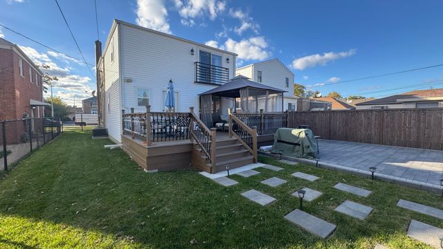 1739 N 24th Avenue, Melrose Park, IL 60160