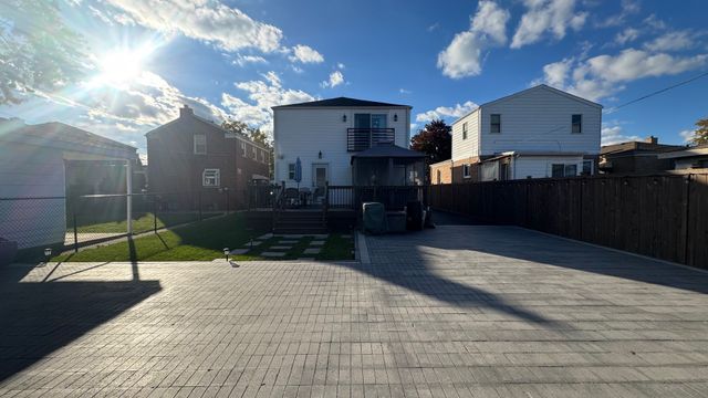 1739 N 24th Avenue, Melrose Park, IL 60160