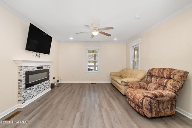 803 Maple Street, Elizabeth City, NC 27909