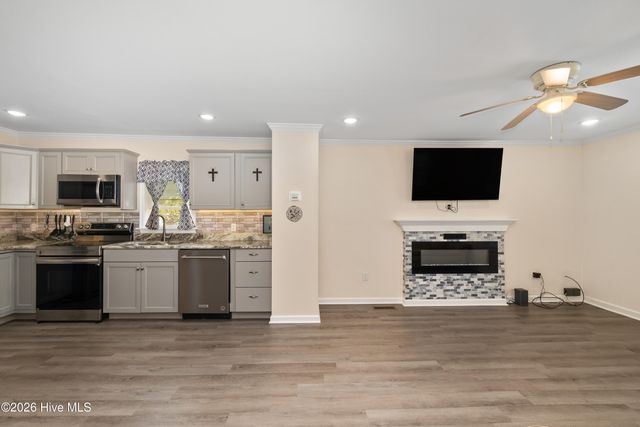 803 Maple Street, Elizabeth City, NC 27909