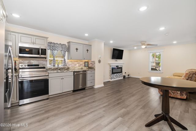 803 Maple Street, Elizabeth City, NC 27909