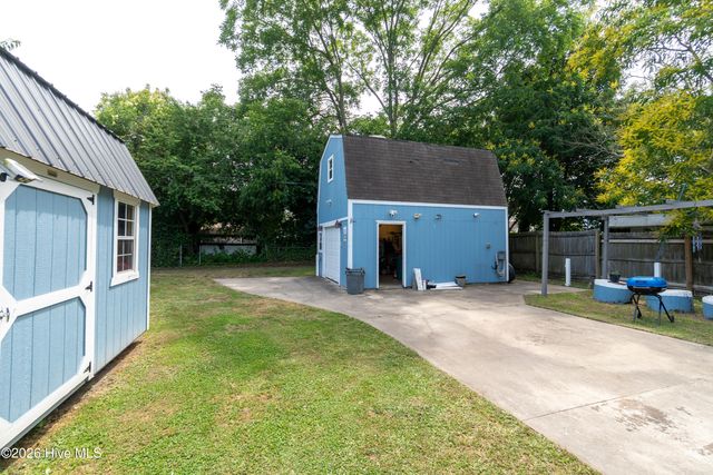 803 Maple Street, Elizabeth City, NC 27909