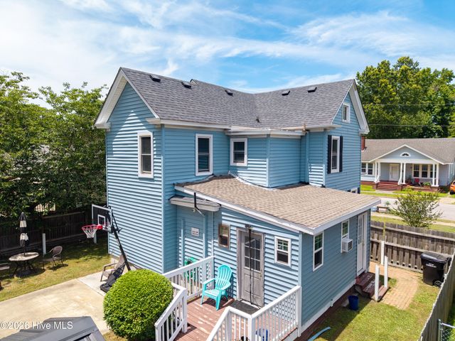803 Maple Street, Elizabeth City, NC 27909