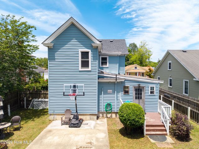 803 Maple Street, Elizabeth City, NC 27909