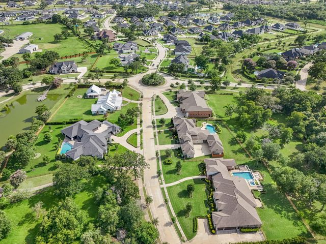 91 James Estates Drive, Fulshear, TX 77441