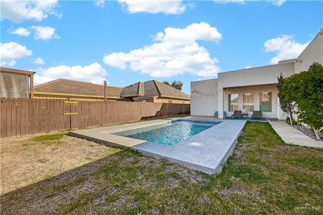 1700 W Ventura Drive, Pharr, TX 78577