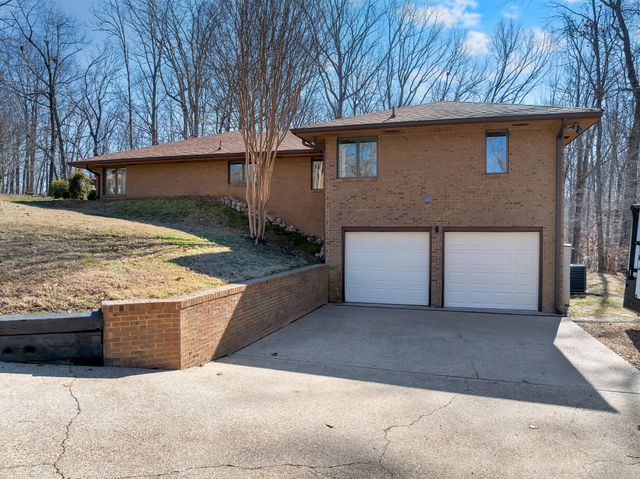 40 Sarvis Ridge Rd, Normandy, TN 37360