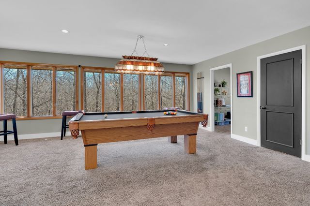 40 Sarvis Ridge Rd, Normandy, TN 37360