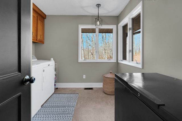 40 Sarvis Ridge Rd, Normandy, TN 37360