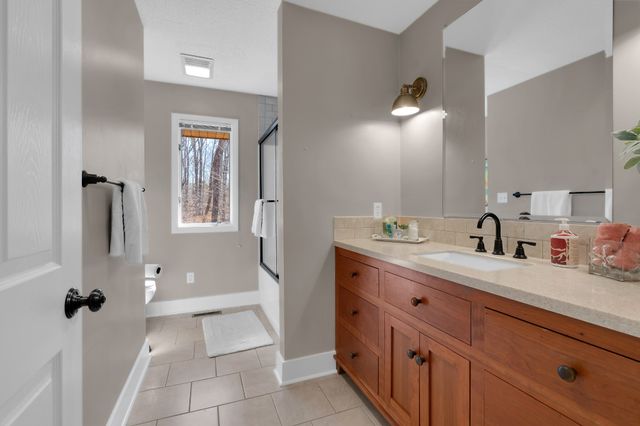 40 Sarvis Ridge Rd, Normandy, TN 37360