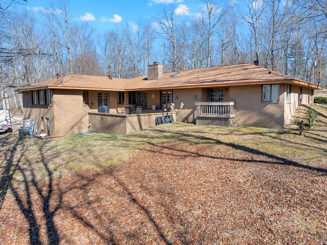 40 Sarvis Ridge Rd, Normandy, TN 37360