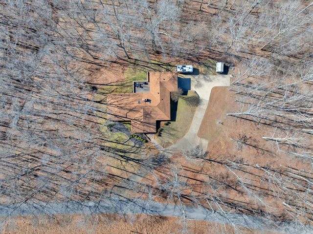 40 Sarvis Ridge Rd, Normandy, TN 37360
