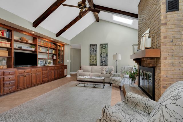 40 Sarvis Ridge Rd, Normandy, TN 37360