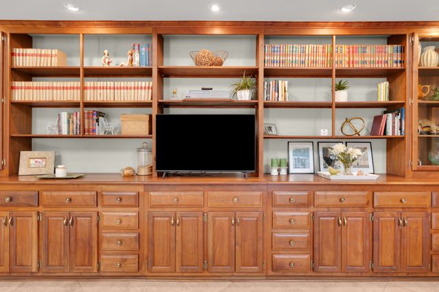 40 Sarvis Ridge Rd, Normandy, TN 37360