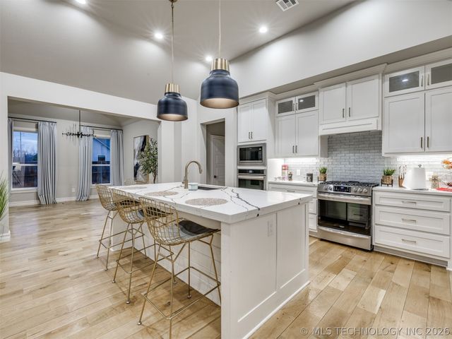 4626 S Retana Place, Broken Arrow, OK 74011