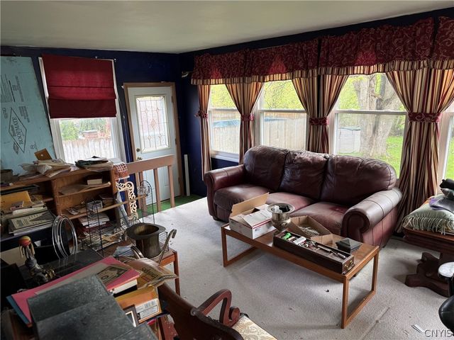 8032 Thompson Road, Cicero, NY 13039