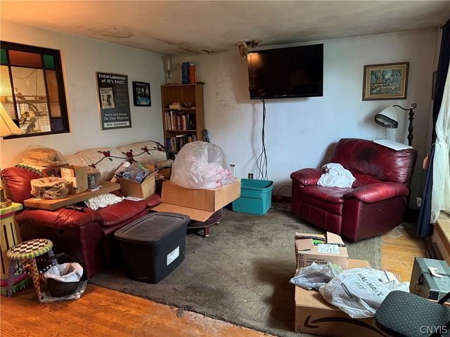 8032 Thompson Road, Cicero, NY 13039